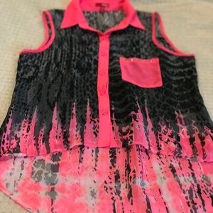 BONGO Small button up sheer top!